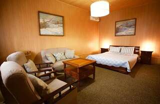 Отель Закарпатская Колыба Одесса Семейный двухместный номер с 1 кроватью-5